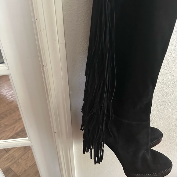 Burberry black suede fringe boots - Picture 6 of 10
